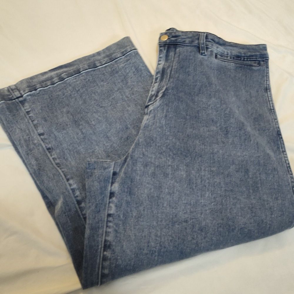 New York & Company Jean Pants Wide Leg‎ Women's Size 18